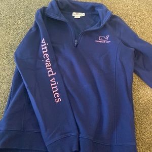 Vineyard vines sweatshirt